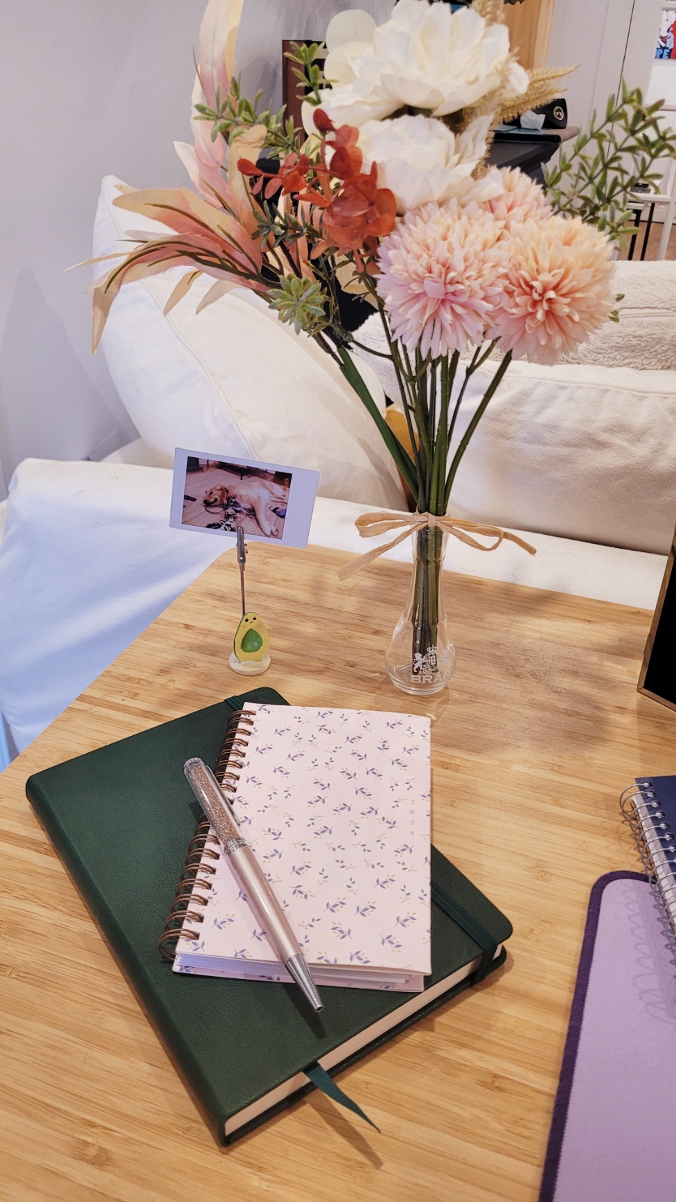 Daily journal prompt inspo: the “arrow” method