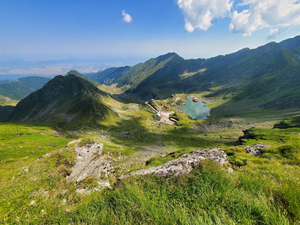 Amazing Trek in the Carpathians: Balea Lac to Lacul&nbsp;Capra